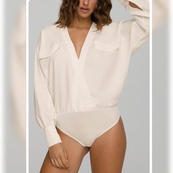 LIKE NEW GOOD AMERICAN UTILITY WRAP BODYSUIT - Picture 2 of 5